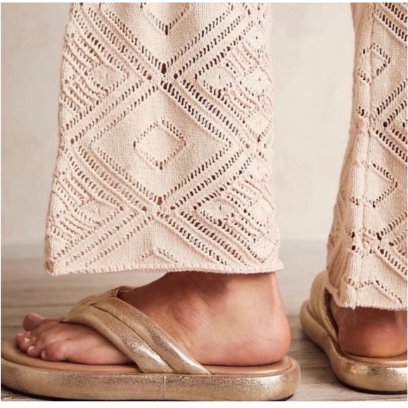 🆕Free People Cushioned Flip-Flop - Picture 4 of 7